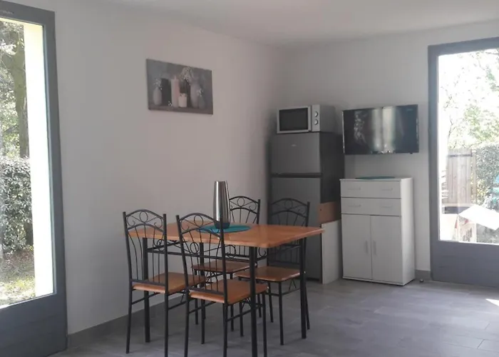 Maisonnette Proche Sarlat-la-caneda Feriehus *